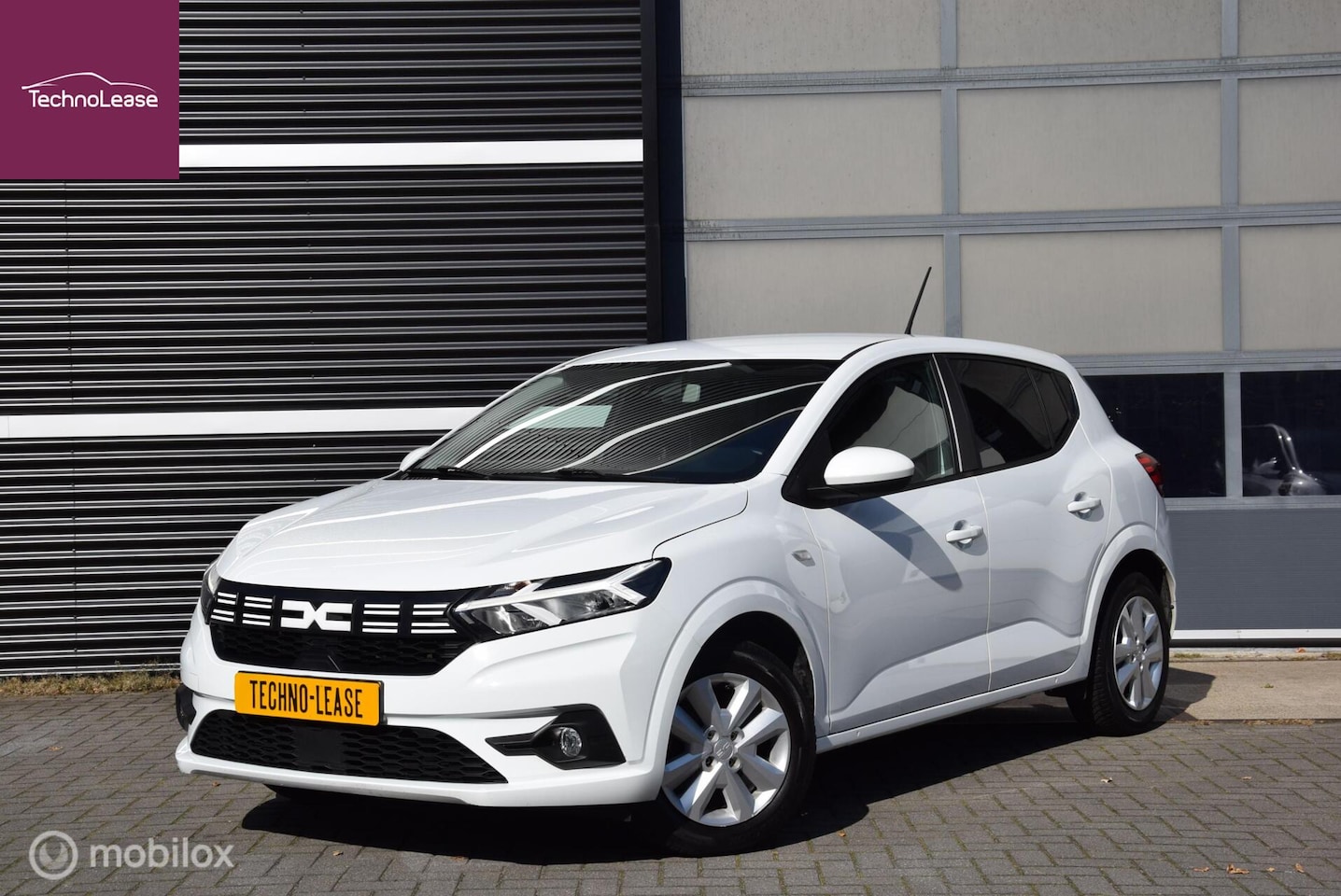 Dacia Sandero - 1.0 TCe 100 ECO-G Expression Trekhaak Apple Carplay Cruise control - AutoWereld.nl