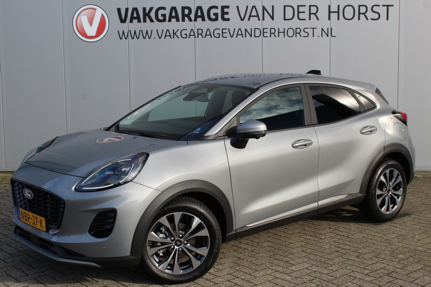 Ford Puma - 1.0-125pk EcoBoost Mild-Hybrid Titanium. Z.g.a.n., slechts 3.000km ! Fabrieksgarantie t/m - AutoWereld.nl