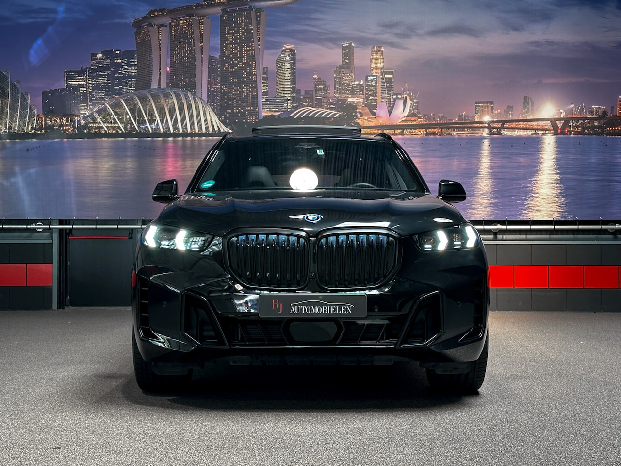BMW X5 - xDrive50e Bowers&Wilkins|Skylounge|Diamant|Trekhaak - AutoWereld.nl