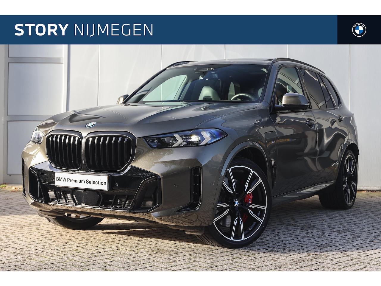 BMW X5 - xDrive50e M Sport Automaat / Panoramadak / Trekhaak / Parking Assistant Professional / Ada - AutoWereld.nl