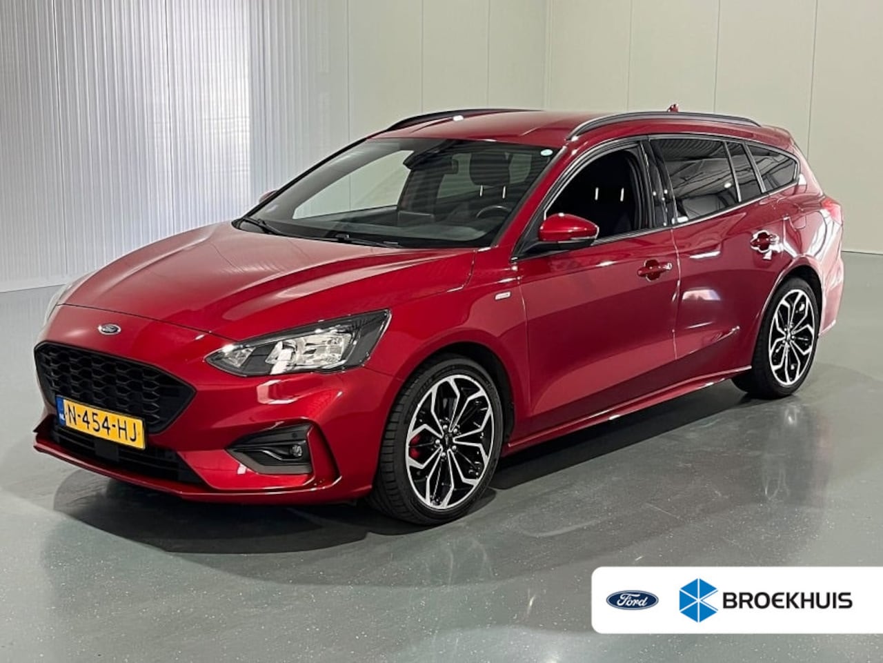 Ford Focus Wagon - 1.0 ST Line X | B&O Audio | Stoelverwarming | Adap. Cruise | Apple Carplay | Navigatie - AutoWereld.nl