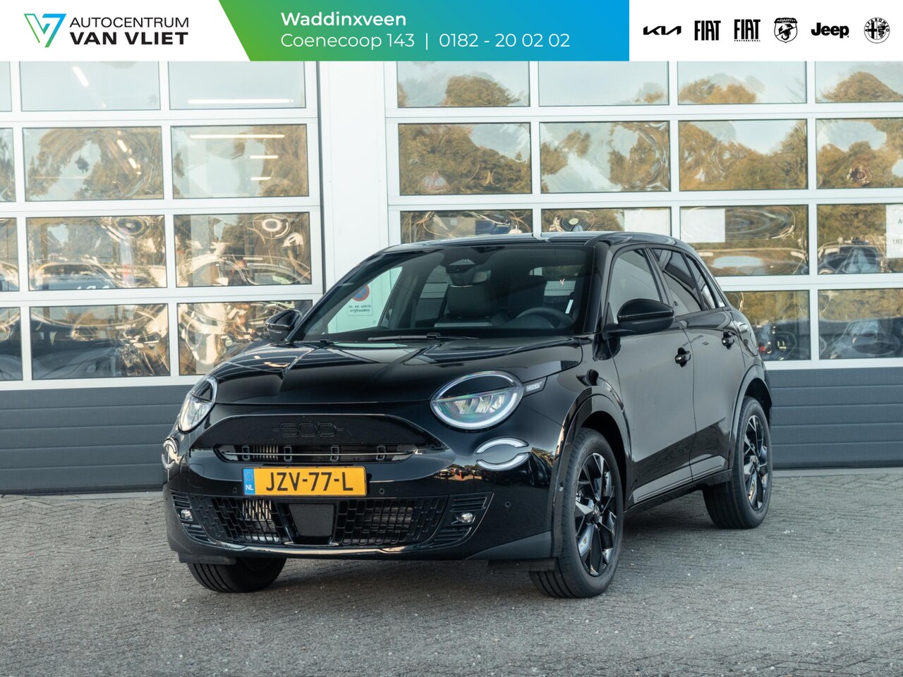 Fiat 600 - 1.2 Hybrid Sport | Navi | Cinema Black l Camera l Stoelverwarming - AutoWereld.nl