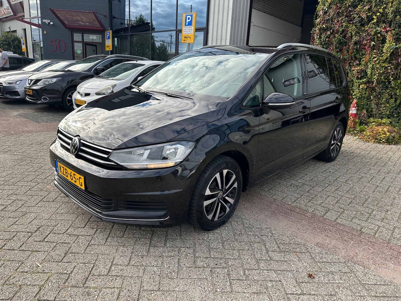Volkswagen Touran - 1.5 TSI Comfortline 7p 1.5 TSI Comfortline 7p - AutoWereld.nl