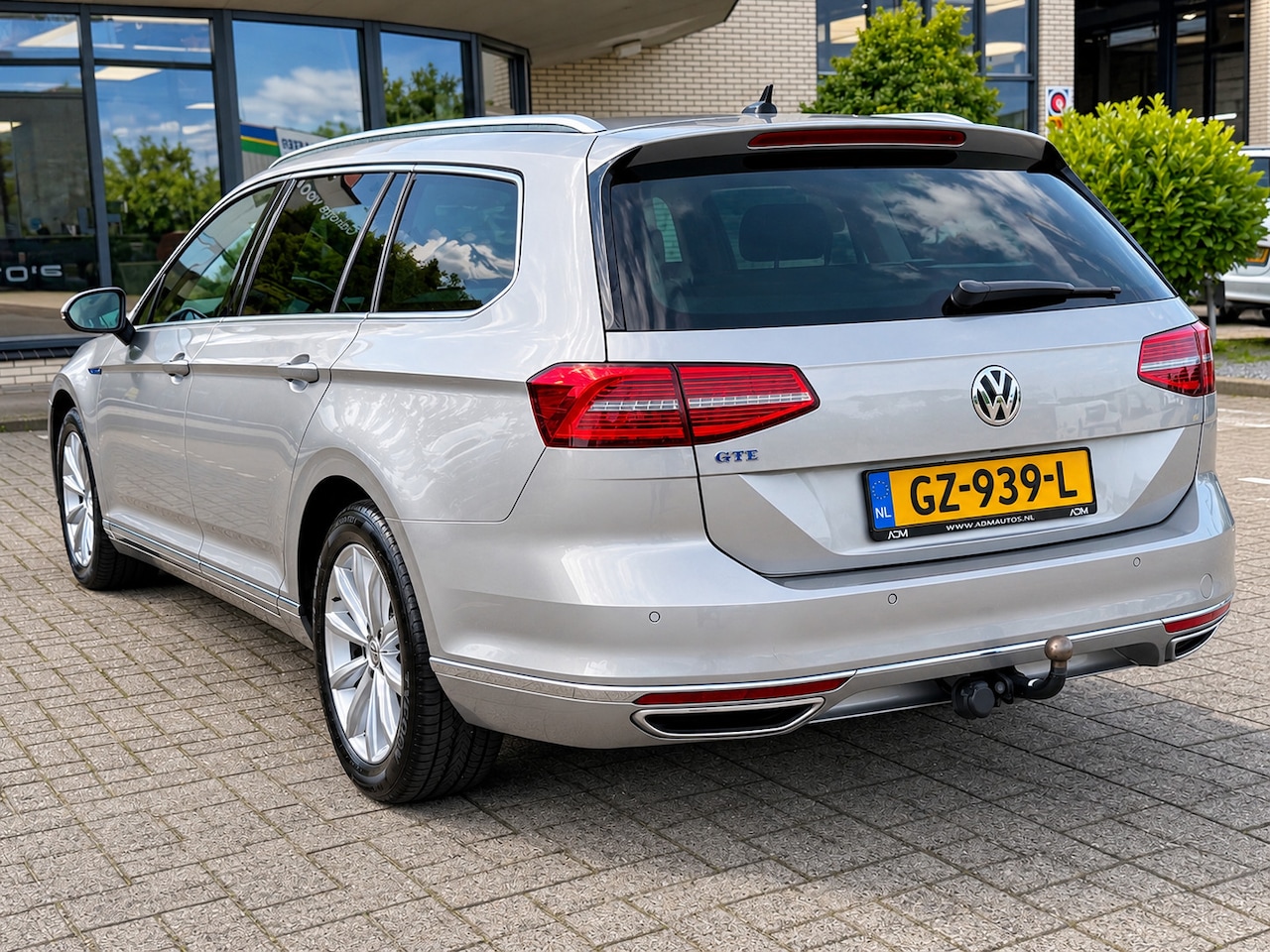 Volkswagen Passat Variant - 1.4 TSI GTE Highline l PANO - AutoWereld.nl