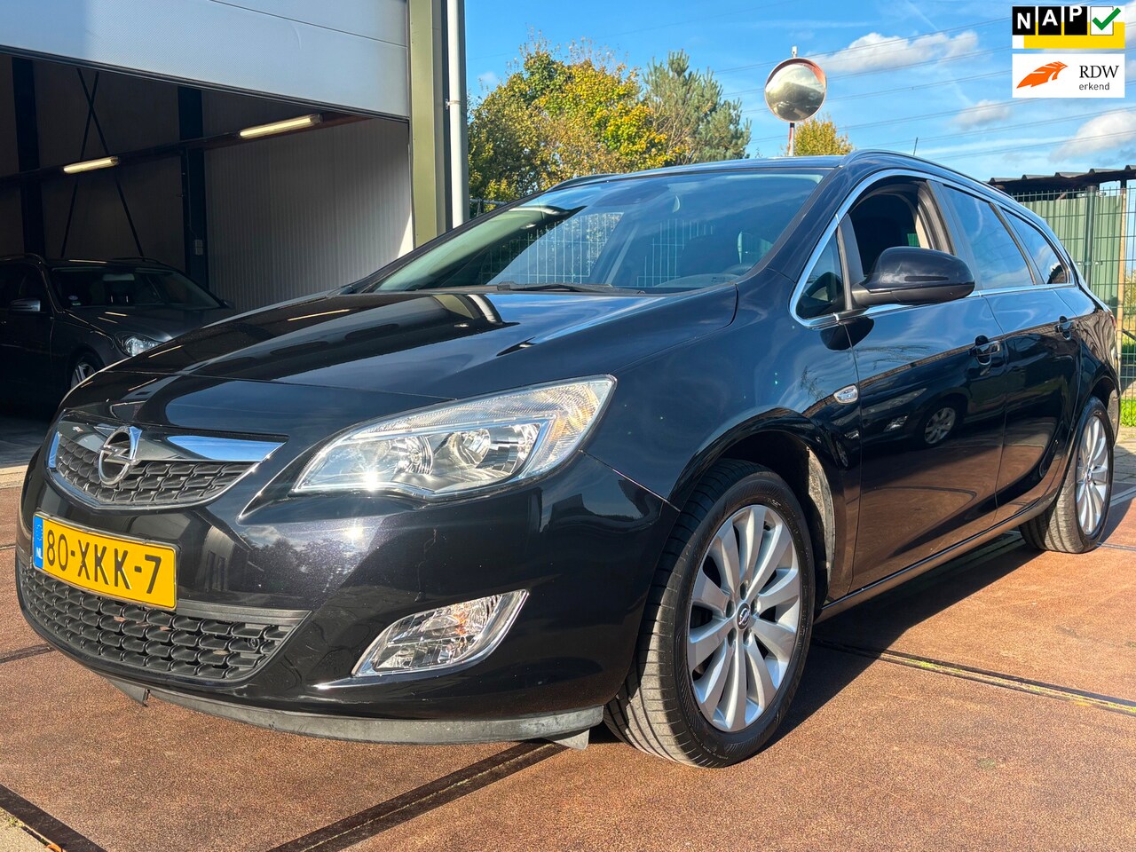 Opel Astra Sports Tourer - 1.4 Turbo Cosmo Airco H-Leder Cruise Trekhaak. - AutoWereld.nl