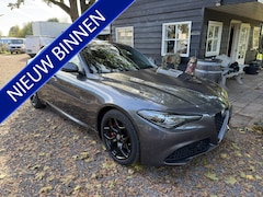Alfa Romeo Giulia - 2.0T Sprint 1e.EIGENAAR|PERFORMANCE.PACK|ADAPTIVE|LEER