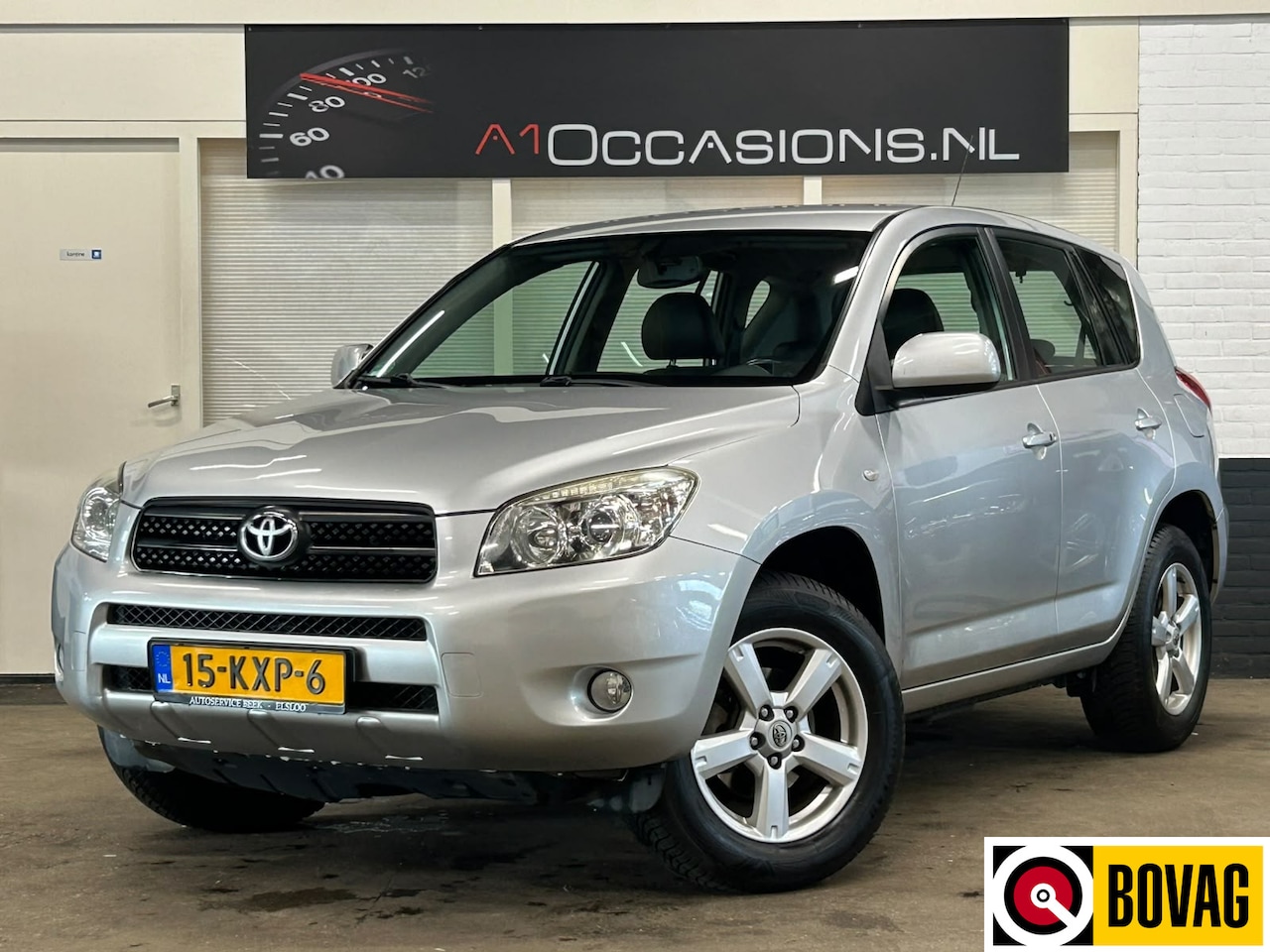 Toyota RAV4 - 2.0 VVT-i Executive 2.0 VVTi Executive - AutoWereld.nl
