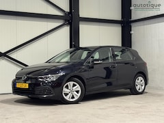 Volkswagen Golf - 1.0 eTSI Life | navi | led | carplay | stoelverwarming |