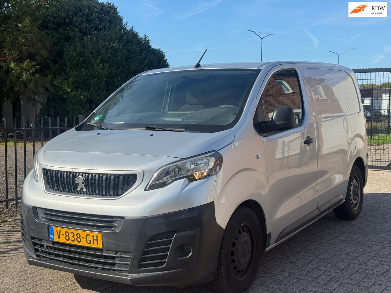 Peugeot Expert - 226C 1.6 BlueHDI 95 Premium NW riem! - AutoWereld.nl