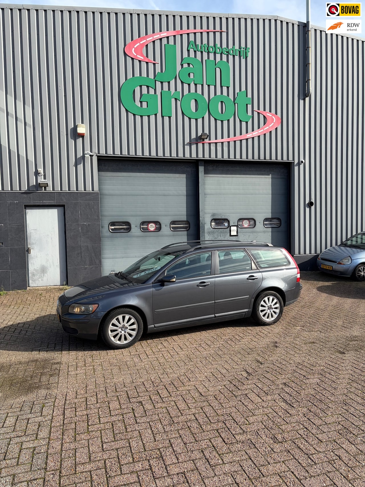 Volvo V50 - 2.4 Kinetic 2.4 Kinetic - AutoWereld.nl