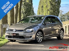Volkswagen Golf - 1.4 TSI GTE
