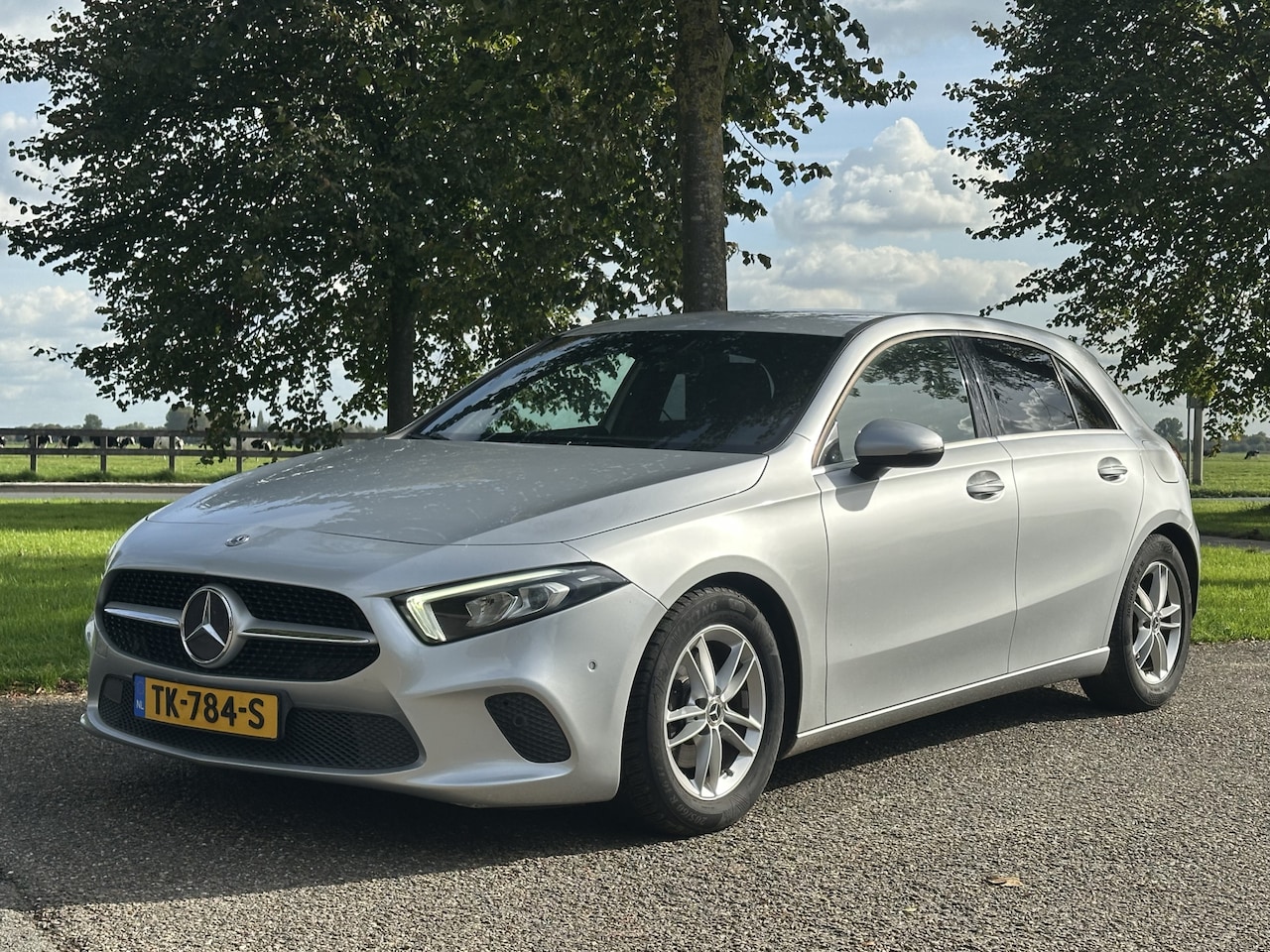 Mercedes-Benz A-klasse - 180 d Launch Edition Automaat * Leer * - AutoWereld.nl