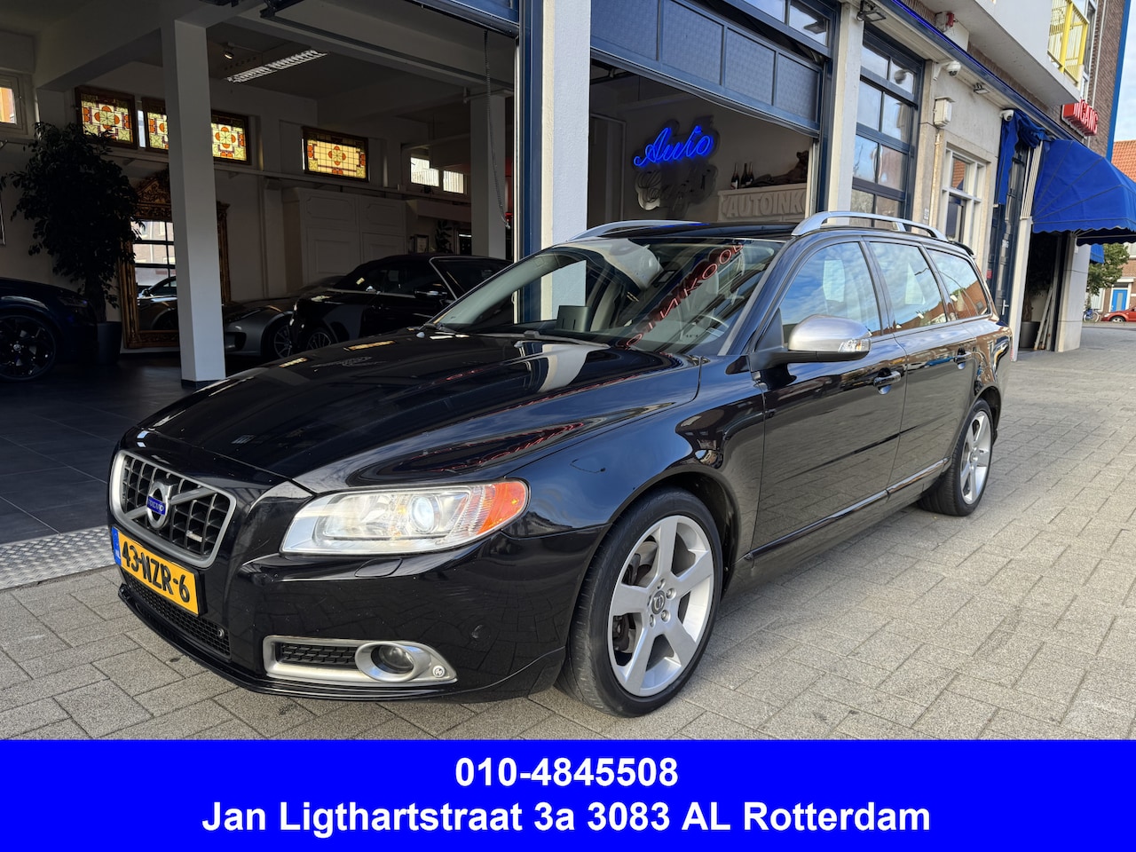 Volvo V70 - 2.0T R-Edition 203 PK NL AUTO MET N.A.P. - AutoWereld.nl