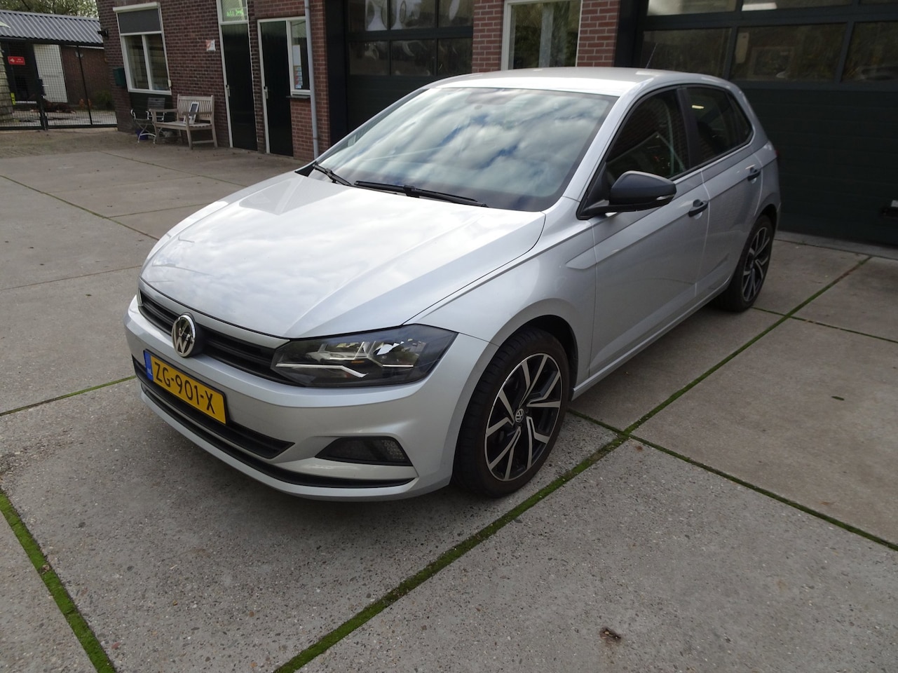 Volkswagen Polo - 1.0 MPI Trendline 1.0 MPI Trendline - AutoWereld.nl