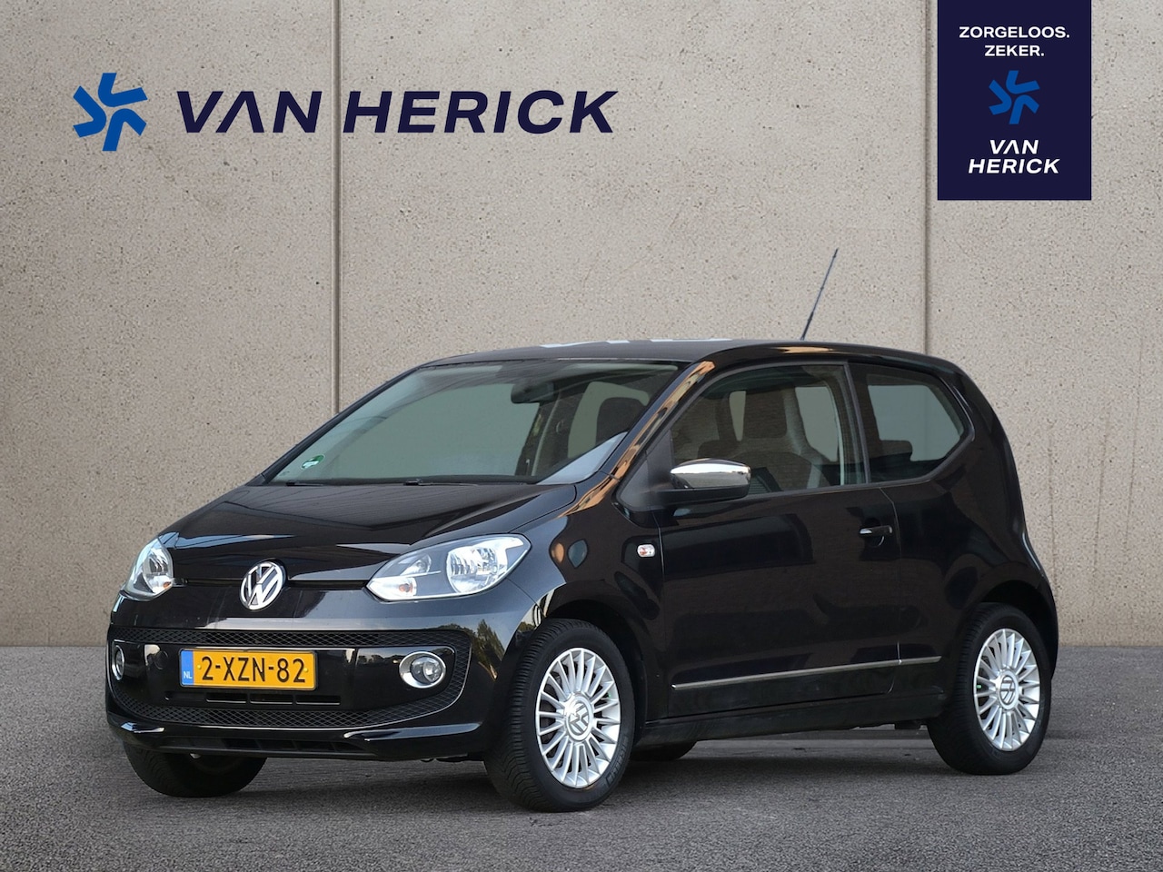 Volkswagen Up! - 1.0 high up! | Airco | Cruise Control | Parkeersensoren - AutoWereld.nl
