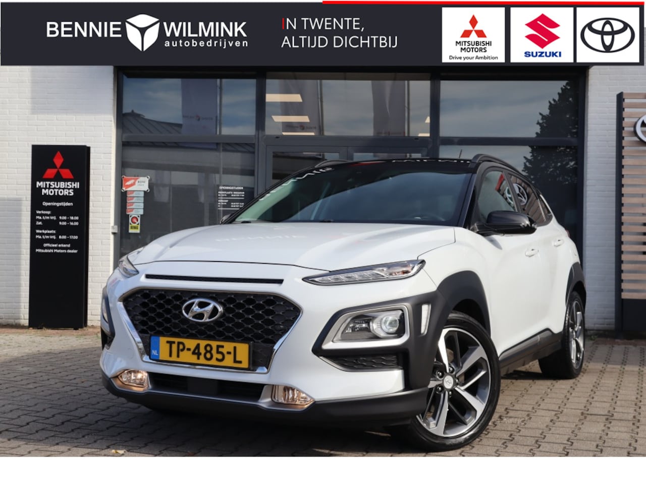 Hyundai Kona - 1.6 T-GDI Premium 4WD Automaat | Trekhaak | Carplay | Leder | Stuur en stoelverwarming - AutoWereld.nl