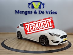 Ford Focus - 1.0 First Edition ST Line | Airco ECC | Navigatie | Apple Carplay | Cruise Control | Parke