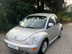 Volkswagen New Beetle - 2.0 Highline