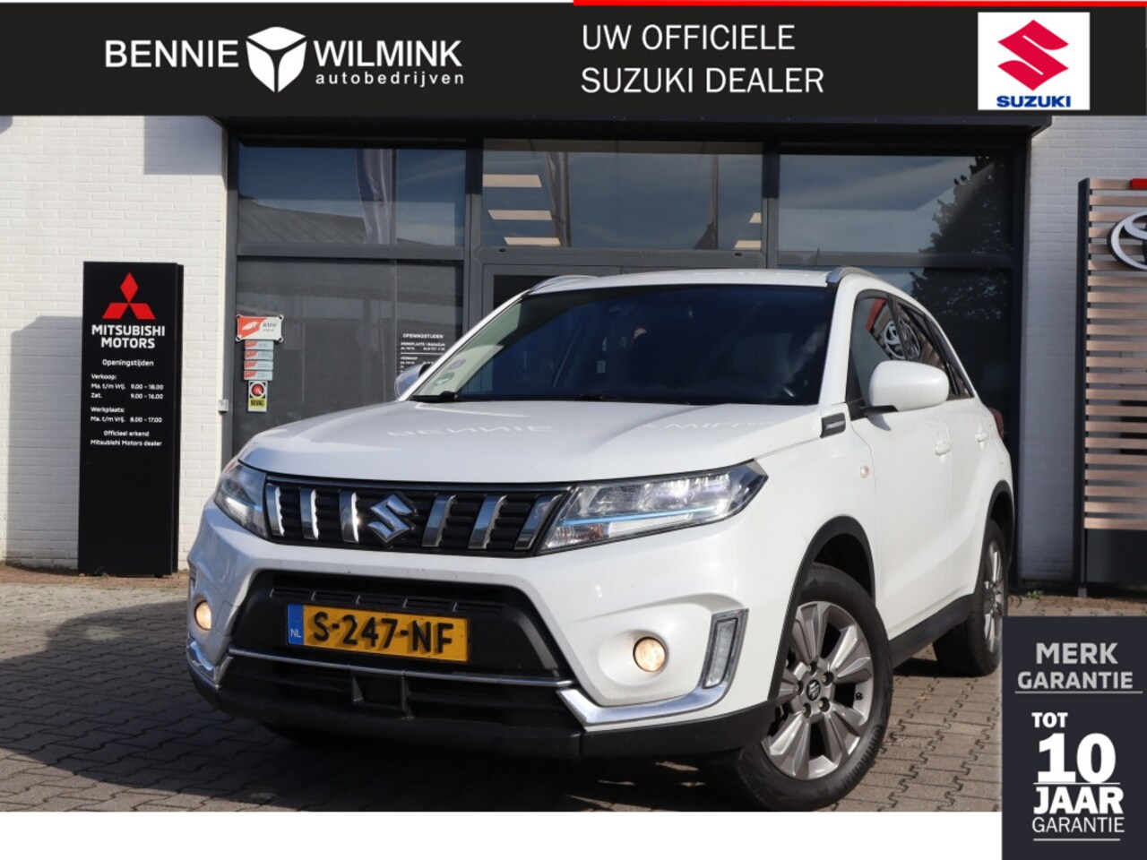 Suzuki Vitara - 1.4 BoosterJet Select Hybrid Trekhaak | AdaptiveCruise | Carplay - AutoWereld.nl
