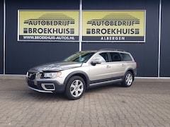 Volvo XC70 - 2.4 D5 Summum