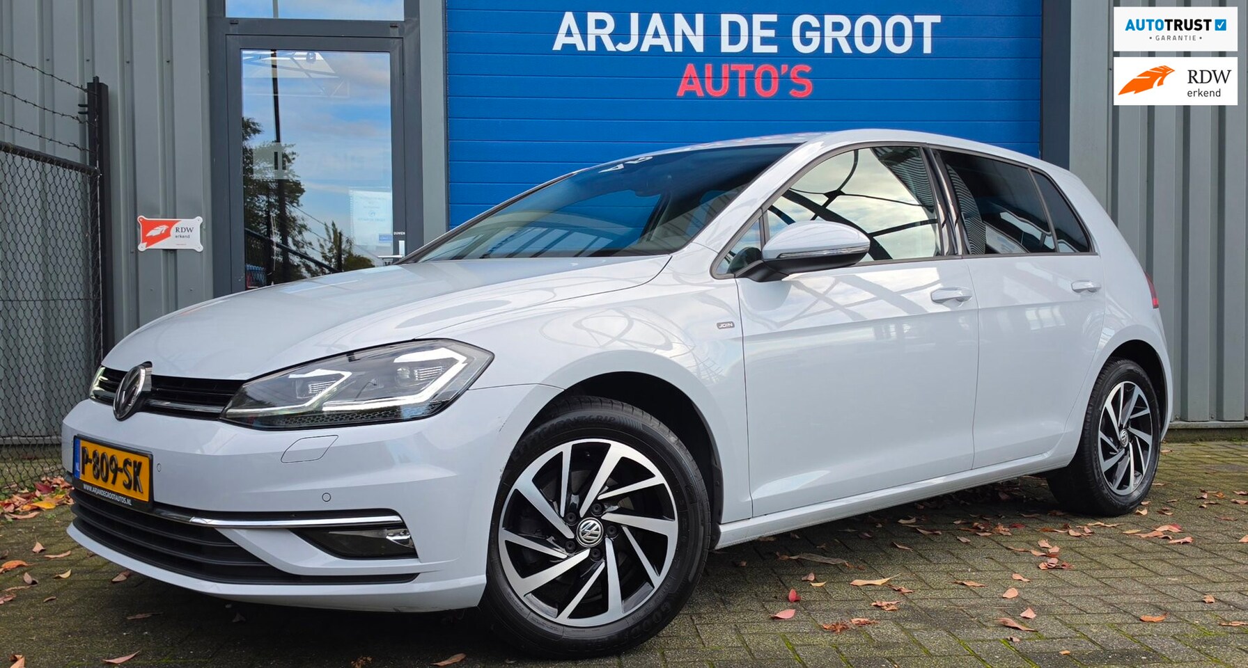 Volkswagen Golf - 1.0 TSI 110PK Navi Acc LED Clima Stoel + Stuur verwarming - AutoWereld.nl