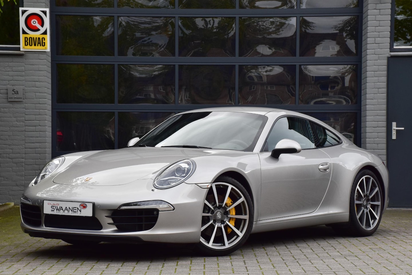 Porsche 911 - CARRERA S | PDLS | PDCC | Ceramic Composite Brake (PCCB) | Dealer onderhouden - AutoWereld.nl