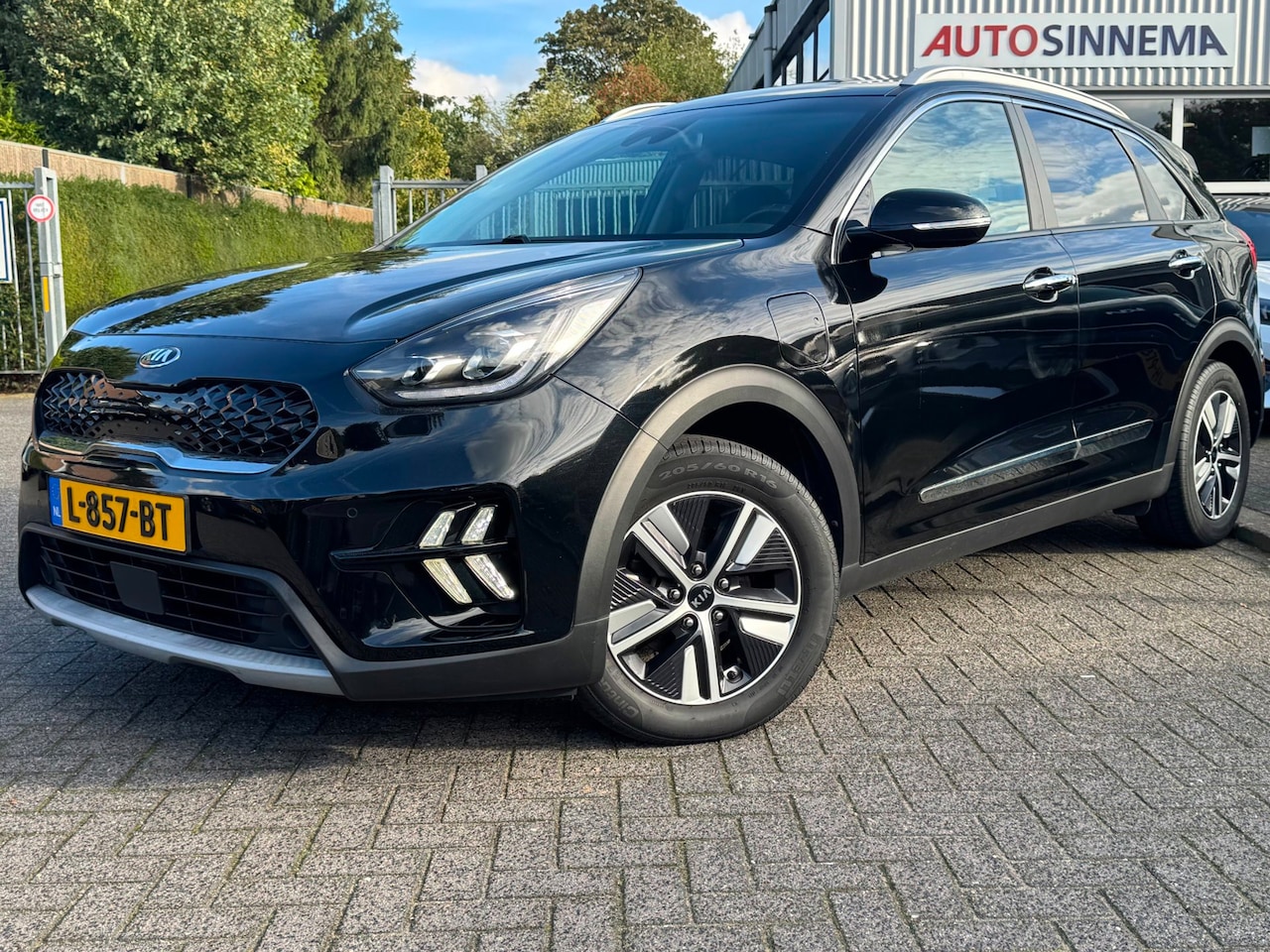 Kia Niro - 1.6 GDi PHEV ExecutiveLine | Volledig onderhouden | 1e eigenaar | Stoelkoeling | Panoramad - AutoWereld.nl