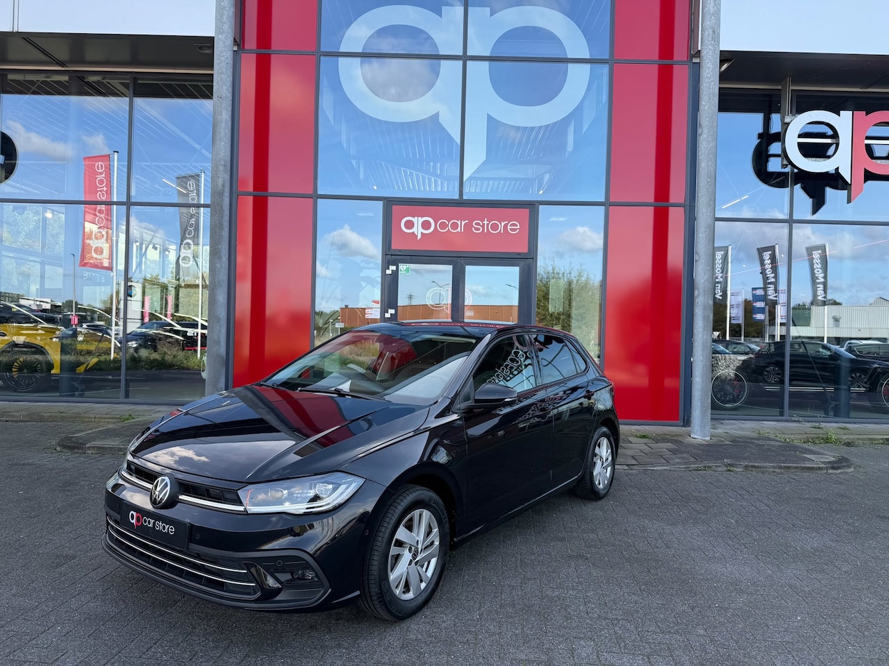 Volkswagen Polo - 1.0 TSI Life Business DSG-7 | IQ Light LED | Carplay | Adaptive Cruise | Stoelverwarming | - AutoWereld.nl