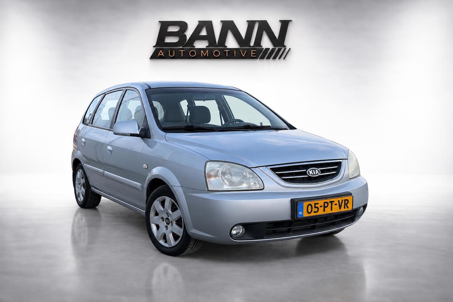 Kia Carens - 2.0 CVVT EX|airco|trekhaak|NAP - AutoWereld.nl