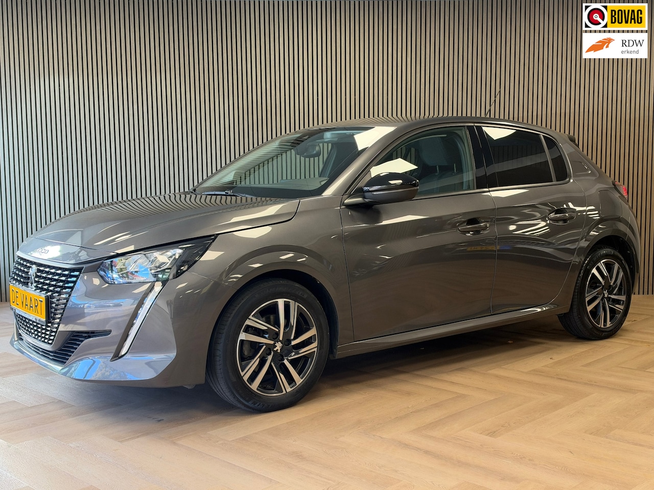 Peugeot 208 - 1.2 PureTech Allure Pack LED CLIMAT CRUISE CONTROL PDC CARPLAY LANE ASSIST - AutoWereld.nl