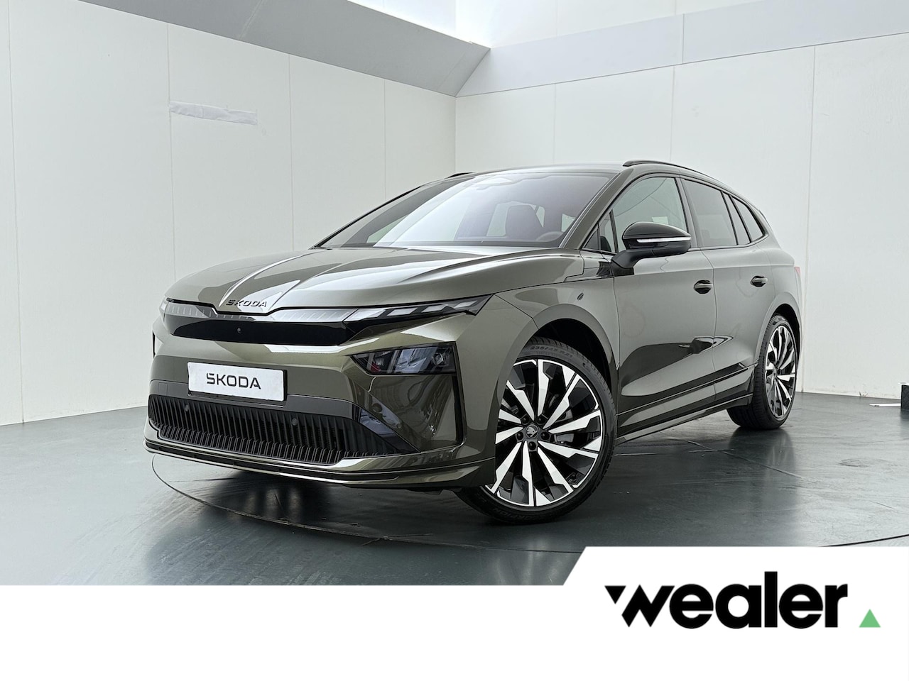 Skoda Enyaq iV - 85 Sportline Tour Edition 286 PK | Trekhaak | Winterpakket | Head up display | 21" Lichtme - AutoWereld.nl