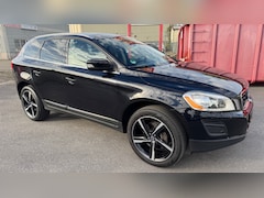 Volvo XC60 - 2.0 T5 FWD Summum Full options zoals  leer, panoramadak, automaat, navigatie etc.