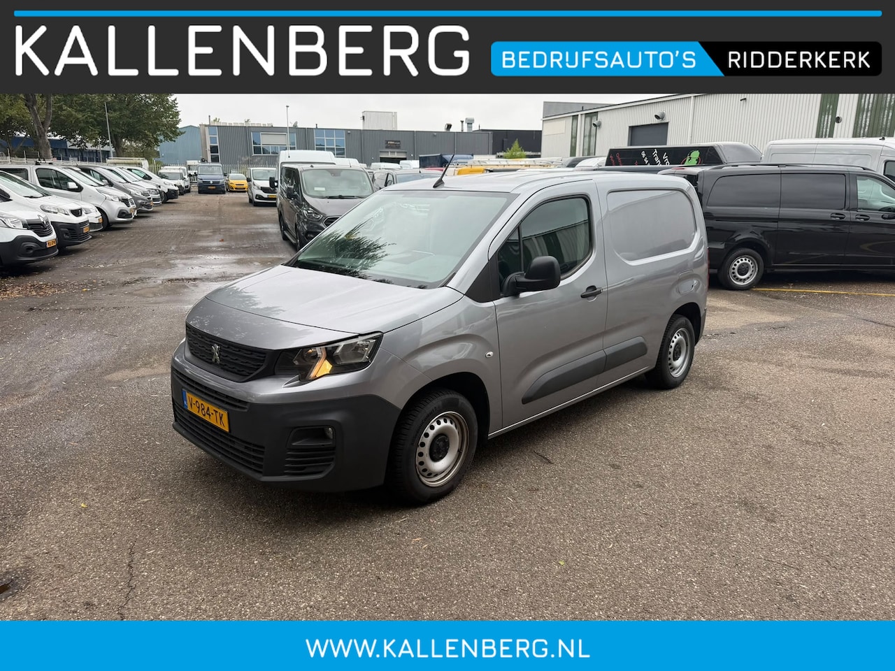 Peugeot Partner - 1.6 BlueHDI Premium / Trekhaak / App connect / Cruise / Laadvloer dubbel - AutoWereld.nl