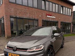 Volkswagen Golf - 2.0 TSI GTI Performance