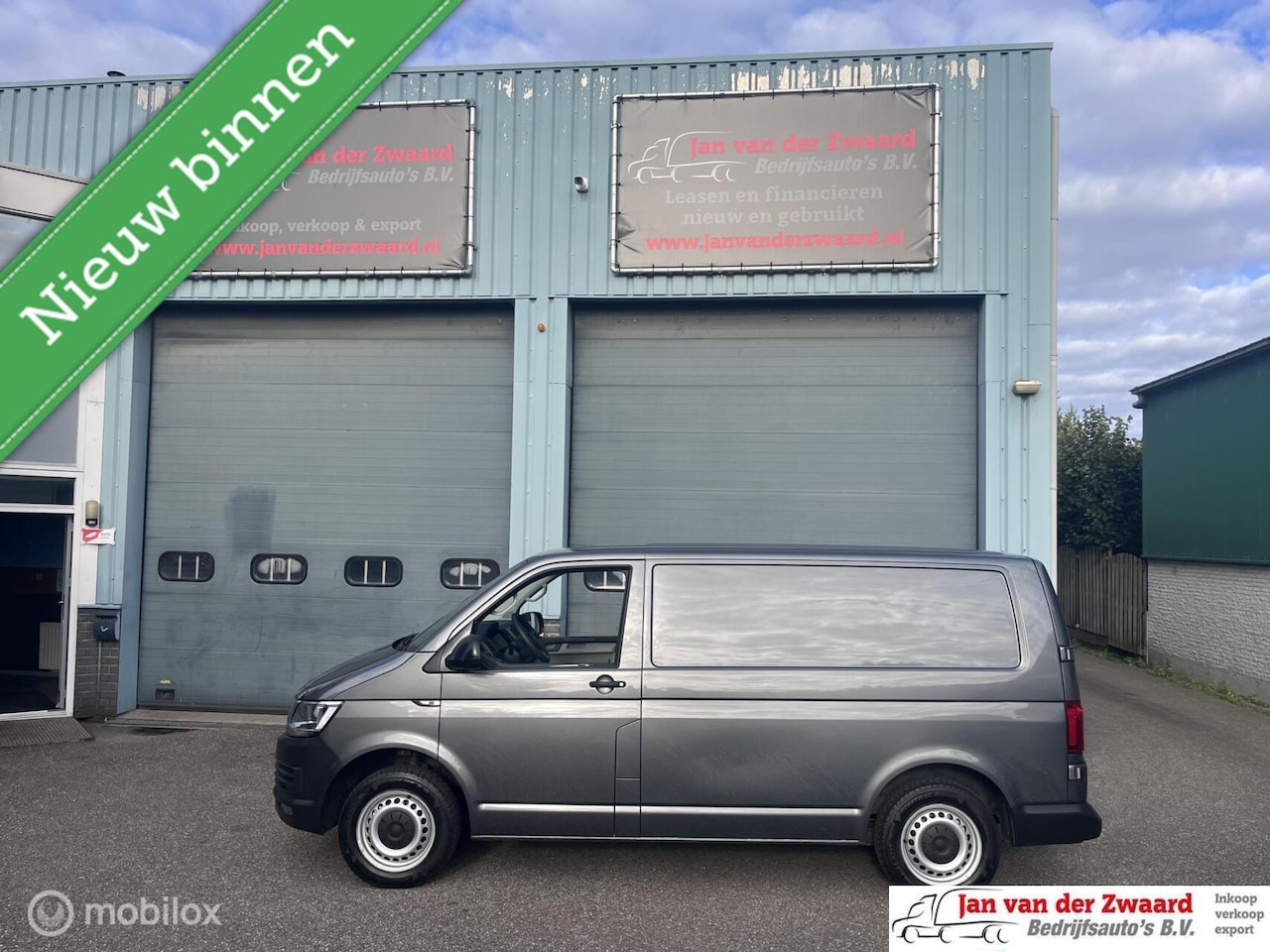 Volkswagen Transporter - 2.0 TDI L1H1 Comfortline 2.0 TDI L1H1 Comfortline - AutoWereld.nl
