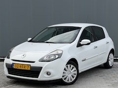 Renault Clio - BWJ 2011 | 1.5 dCi 89PK Authentique | AIRCO | RADIO/CD-MP3 | EL PAKKET | DONKER GLAS |