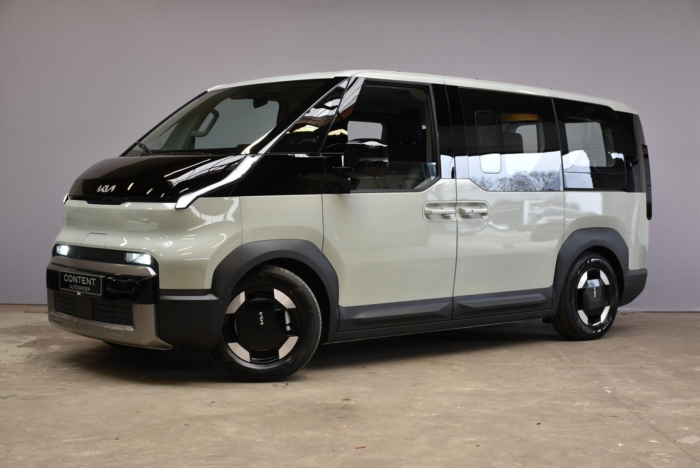 Kia PV5 Passenger - 71,2 kWh Elite Executive NIEUW - AutoWereld.nl