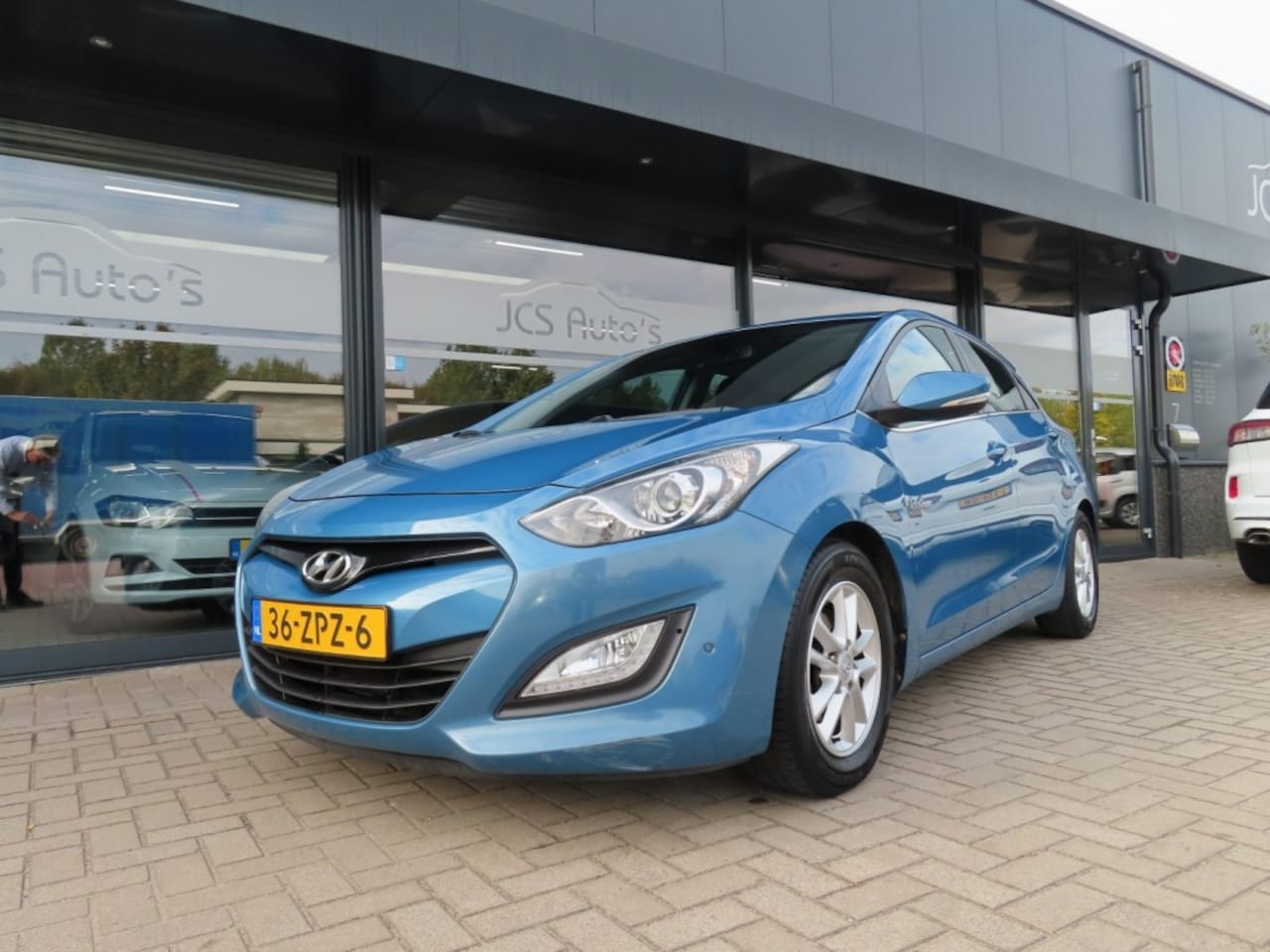 Hyundai i30 - 1.6 GDI i-Vision Ecc Cruise Camera Navi Led Pdc 2013 - AutoWereld.nl