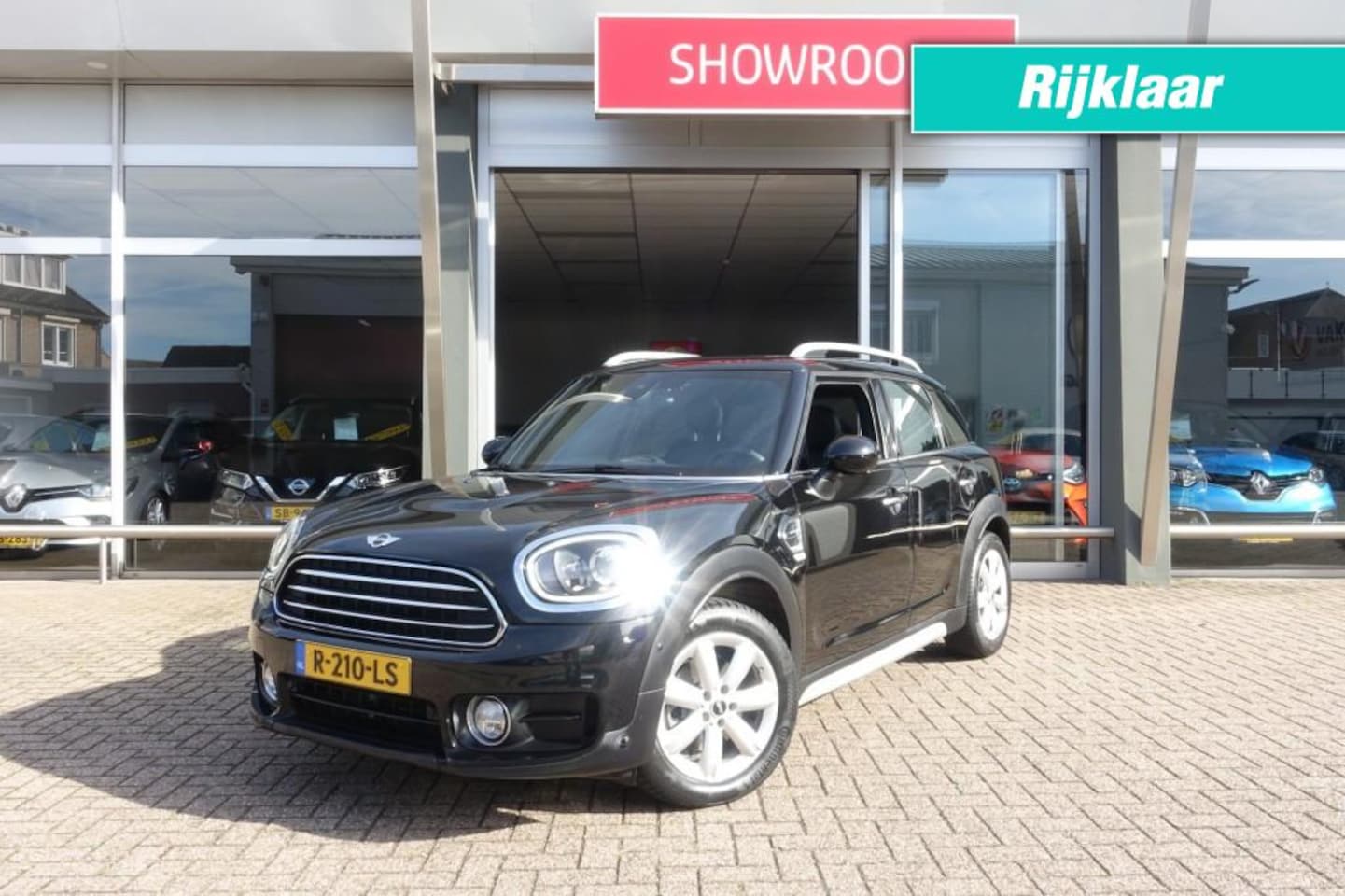 MINI Countryman - 1.5 COOPER CHILI (All in prijs) - AutoWereld.nl