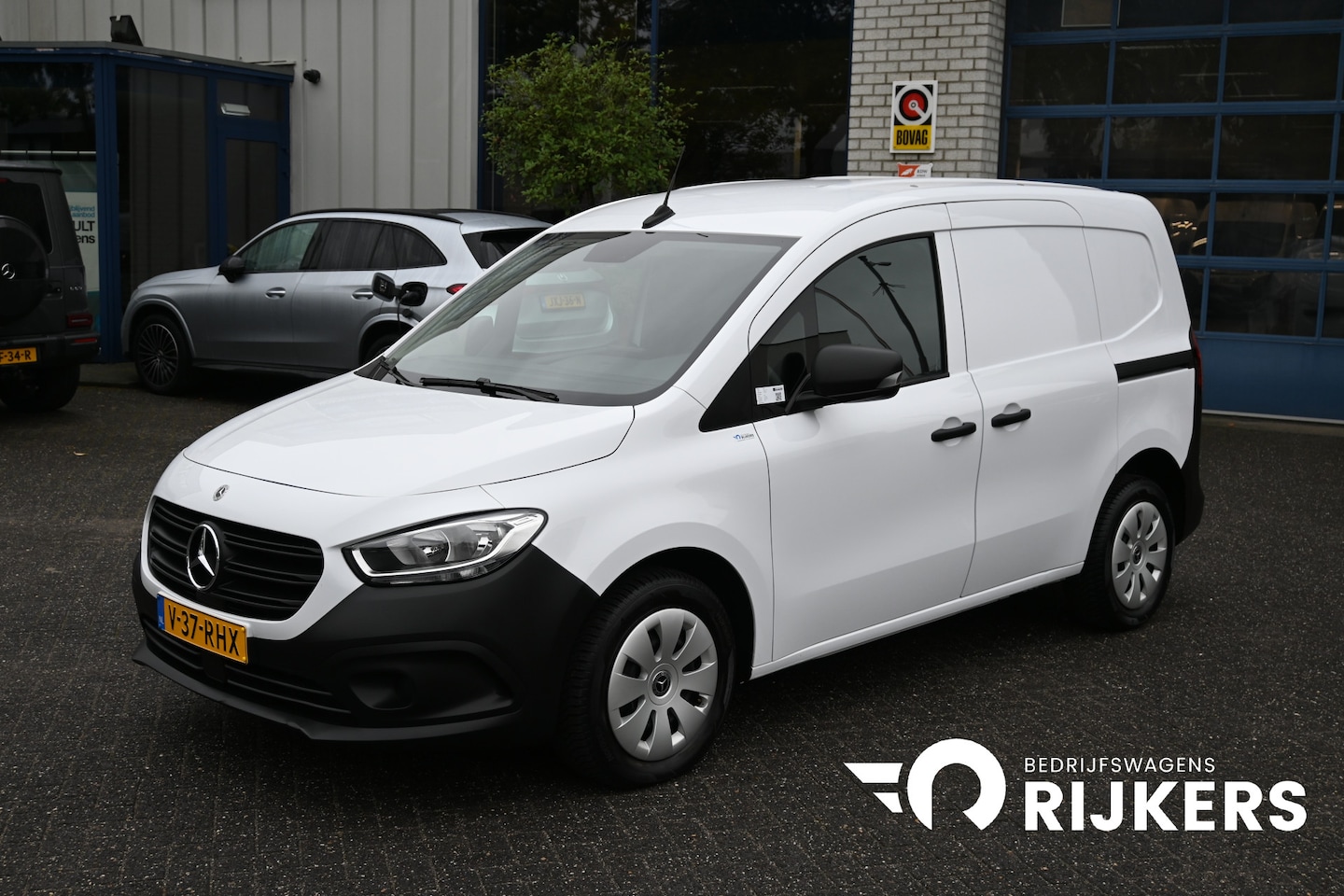 Mercedes-Benz Citan - 110 CDI L1 Pro 2 Schuifdeuren, Apple Carplay/Android Auto, Camera - AutoWereld.nl
