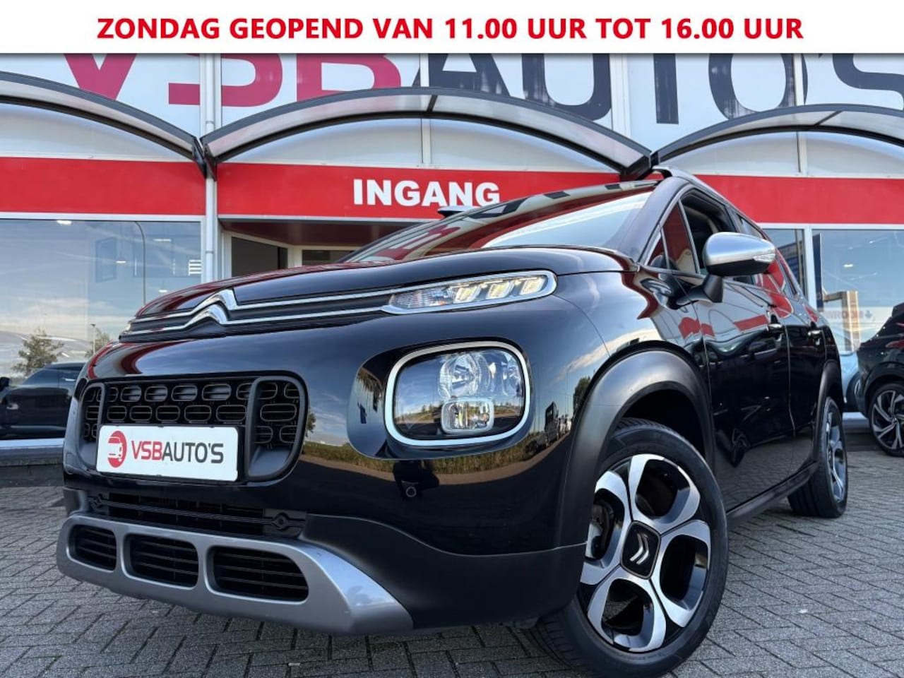 Citroën C3 Aircross - 1.2 PURETECH 110PK AUT. SHINE PANO-DAK NAVI CAMERA DRIEM-VV CARPLAY AIRCO LMV - AutoWereld.nl
