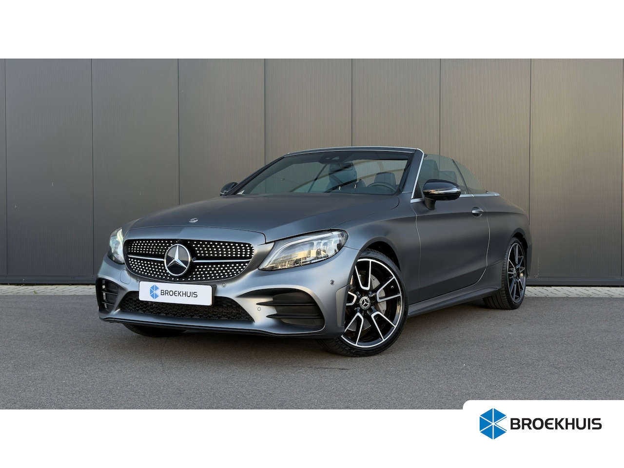 Mercedes-Benz C-klasse Cabrio - 300 258pk 4MATIC Sport Edition | AMG-styling | Achteruitrijcamera 360 graden | Apple Carpl - AutoWereld.nl