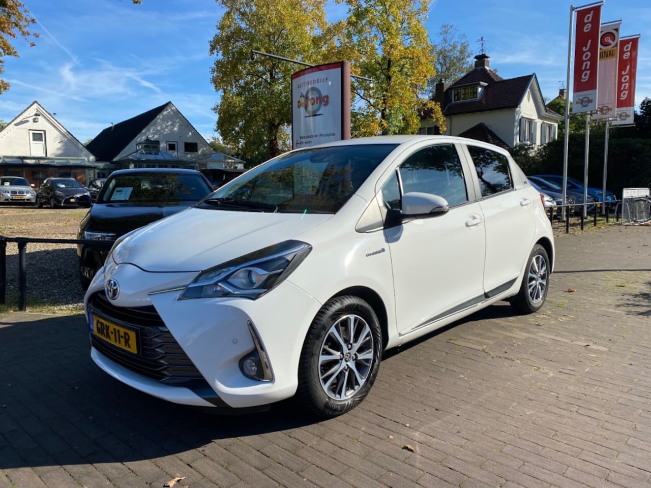 Toyota Yaris - 1.5 HYB. ACTIVE Y20 / AUTOMAAT / NAVI / PDC / AIRCO-ECC / LMV 15 INCH - AutoWereld.nl