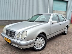 Mercedes-Benz 220 - CDI Elegance nieuwe APK Automaat Cruise CTRL