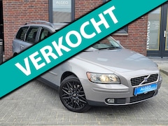 Volvo V50 - 2.5 T5 AWD Momentum / Automaat / 220pk / Zeer nette auto