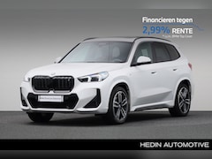 BMW iX1 - xDrive30 Launch Edition 67 kWh | Actieve stoel voor bestuurder (met massagefunctie) | Head