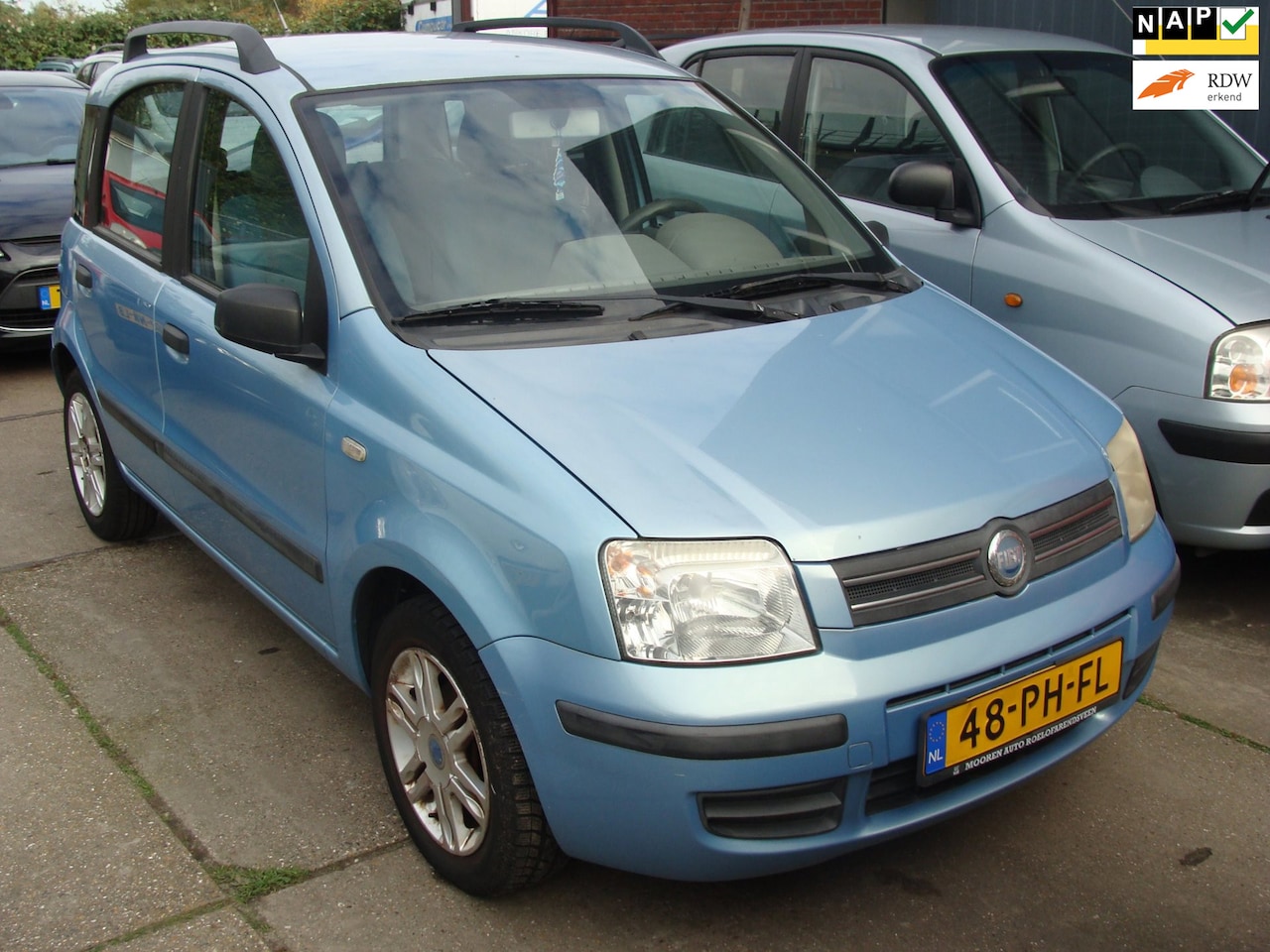 Fiat Panda - 1.2 Emotion autom airco elek pak nap apk - AutoWereld.nl