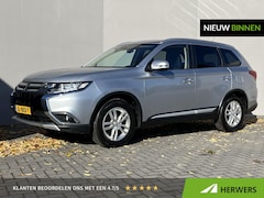 Mitsubishi Outlander - 2.0 Business Edition / Automaat / Trekhaak (1.600 KG) / Cruise Control / Airco / Navigatie