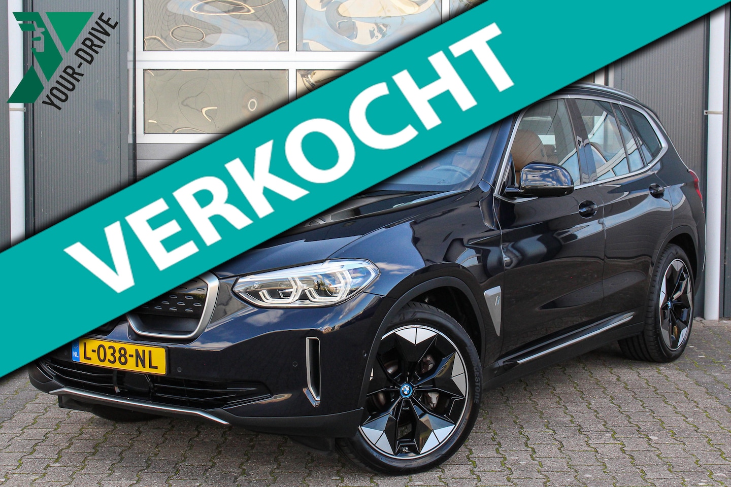 BMW iX3 - High Executive 80 kWh | 12 Mnd. Garantie & SOH 99,4%| Nette en zeer complete iX3 met histo - AutoWereld.nl