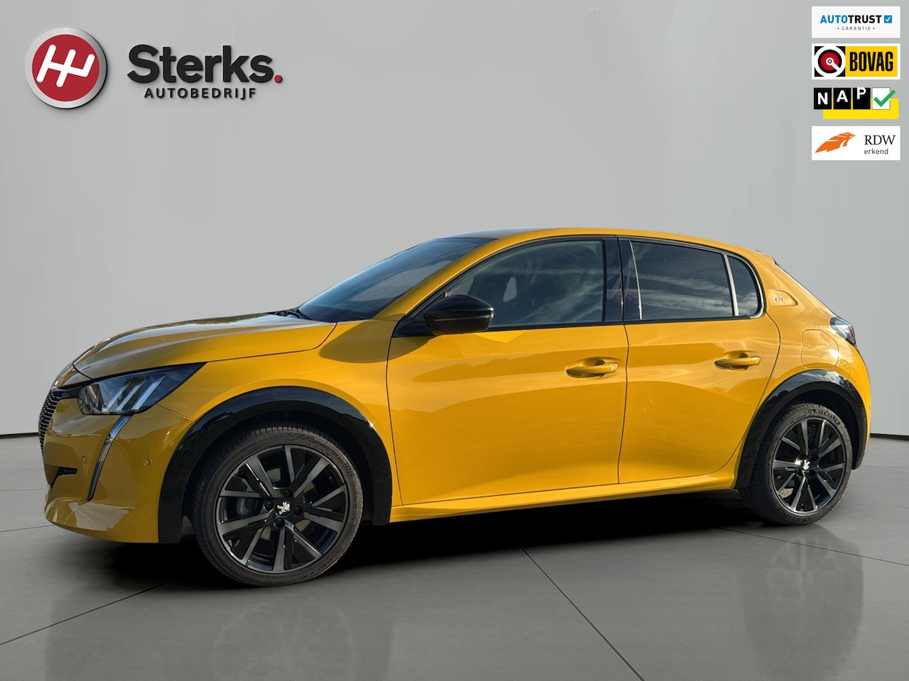 Peugeot 208 - 1.2 PureTech GT Pack LEDER ALCANTARA CARPLAY 76007 KM !!!! NL AUTO - AutoWereld.nl